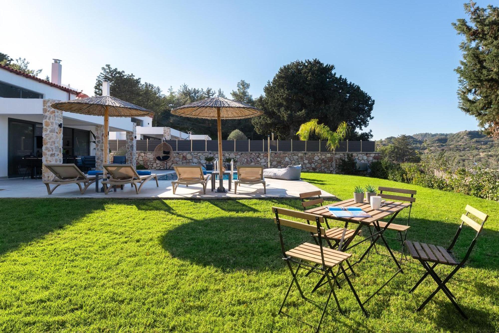 Aiora Luxury Villas Afantou Exterior foto